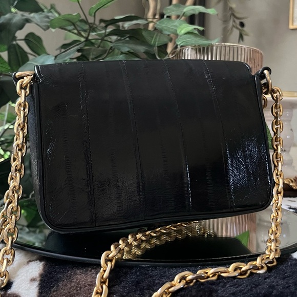 EUC Tory Burch Black Mini Crossbody Bag with Gold Chain - Picture 3 of 6